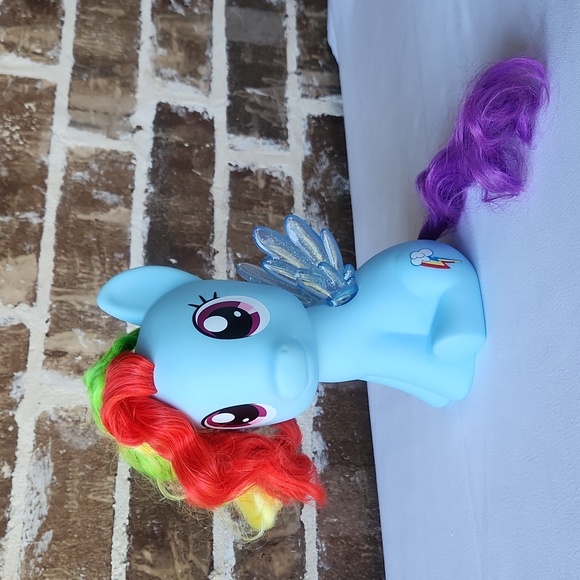 My Little Pony Rainbow Dash - Picture 4 of 9